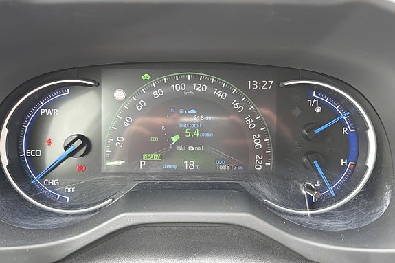 Toyota RAV4 16 of 17