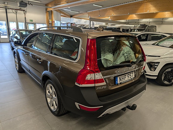 Volvo XC70 4 of 13