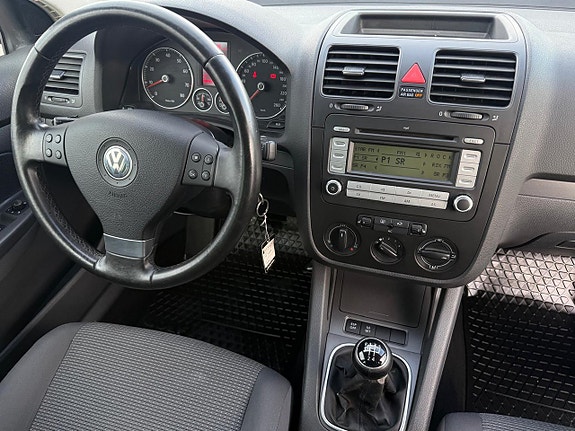 Volkswagen Golf I 8 of 16