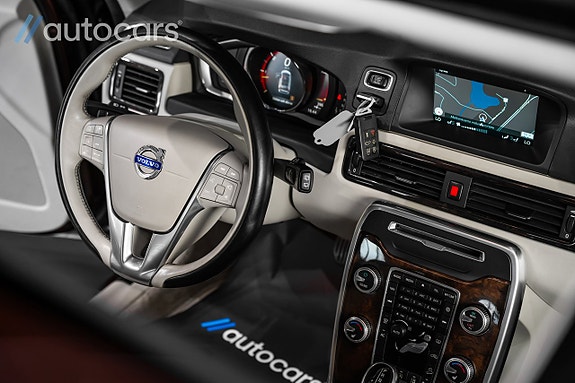 Volvo XC70 20 of 30