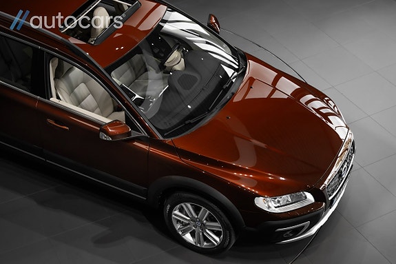 Volvo XC70 9 of 30