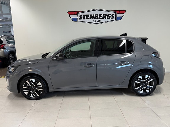 Peugeot 208 3 of 15