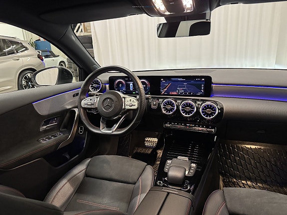 Mercedes-Benz A250 e 15 of 22
