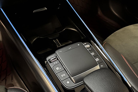 Mercedes-Benz EQA250 9 of 18
