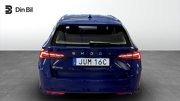 Skoda Octavia 5 of 14