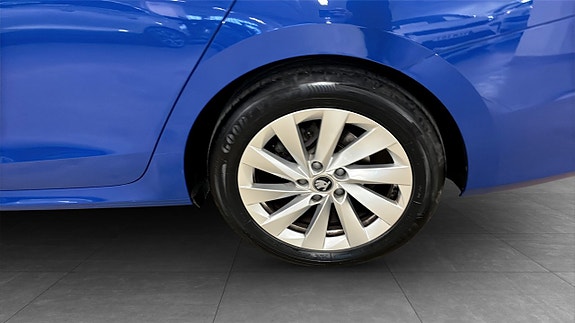 Skoda Octavia 6 of 14