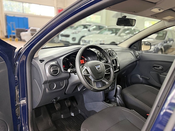 Dacia Sandero 8 of 14