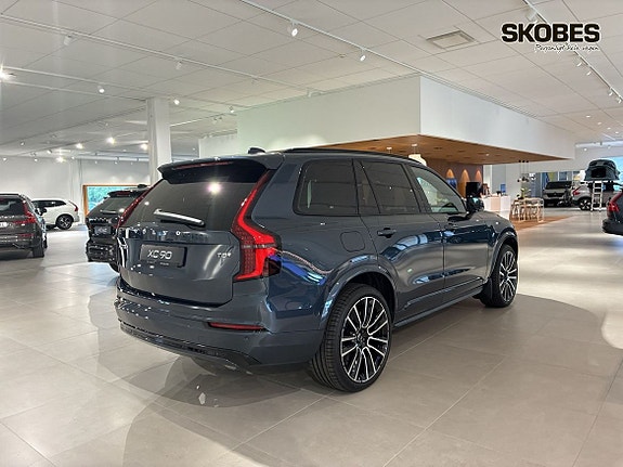 Volvo XC90 6 of 20