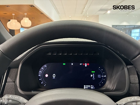 Volvo XC90 12 of 20