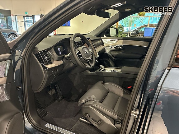Volvo XC90 7 of 20