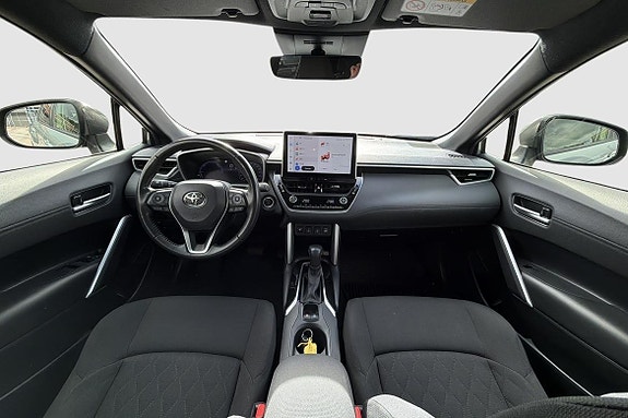 Toyota Corolla Cross 10 of 16