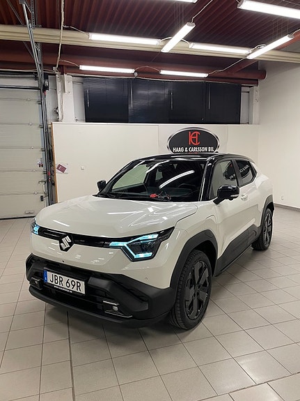 Suzuki Vitara 2 of 7
