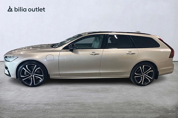 Volvo V90 2 of 30