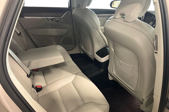 Volvo V90 9 of 30