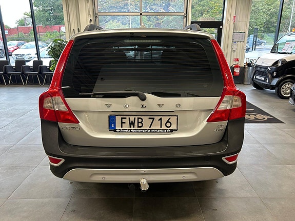 Volvo XC70 7 of 25