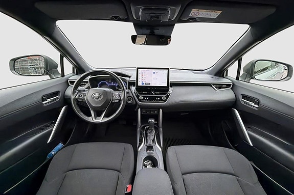 Toyota Corolla Cross 10 of 16