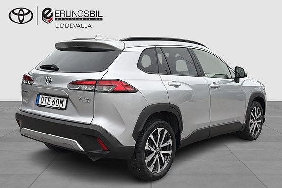 Toyota Corolla Cross 13 of 16