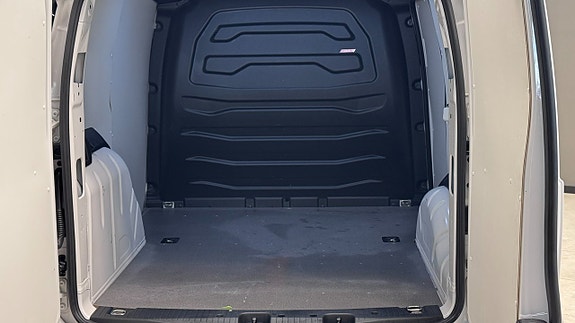 Volkswagen Caddy 16 of 19