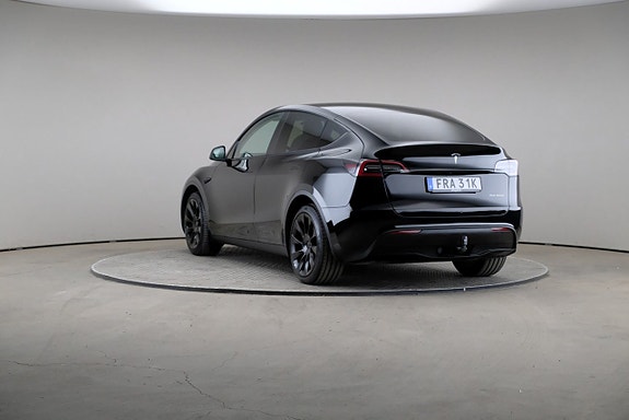 Tesla Model Y 2 of 26