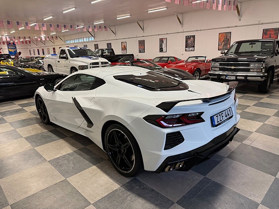 Chevrolet Corvette 10 of 24