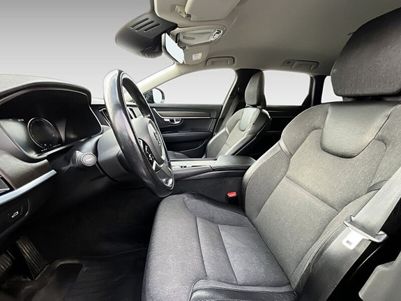 Volvo V90 Cross Country 9 of 20