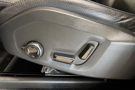 Volvo XC90 21 of 30