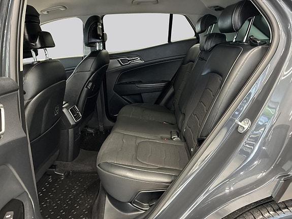 Kia Sportage 9 of 30