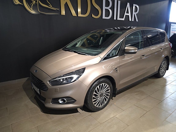 Ford S-MAX 2 of 16