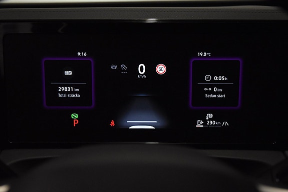 Volkswagen Tiguan 18 of 26