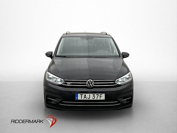 Volkswagen Touran 2 of 26