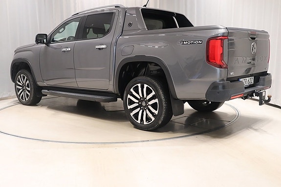Volkswagen Amarok 6 of 12