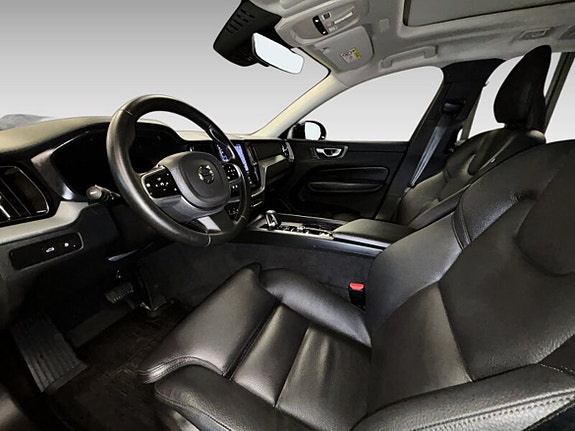 Volvo XC60 10 of 20