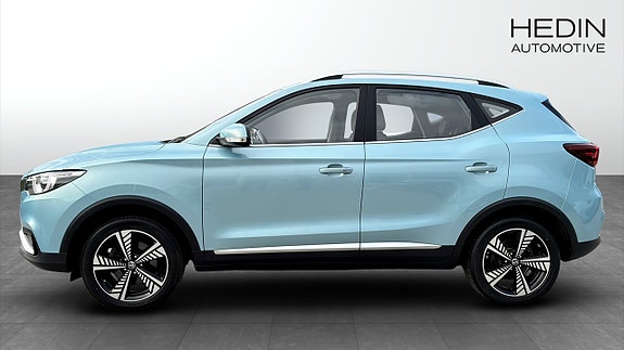 MG ZS EV 6 of 12