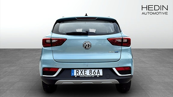 MG ZS EV 7 of 12
