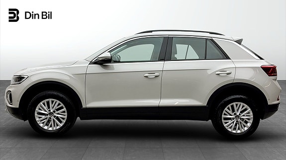 Volkswagen T-Roc 2 of 12