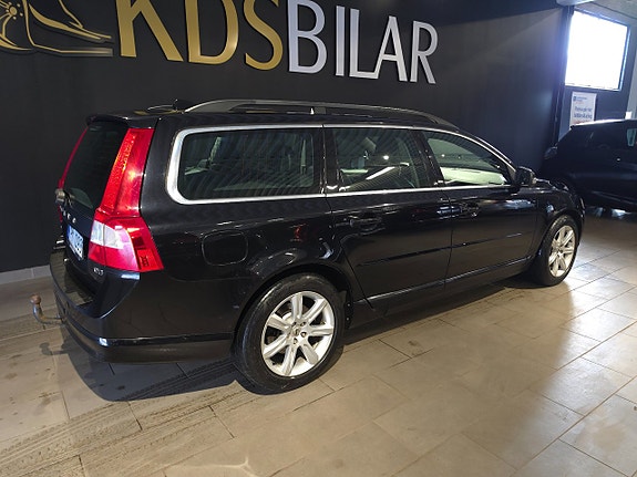 Volvo V70 5 of 11