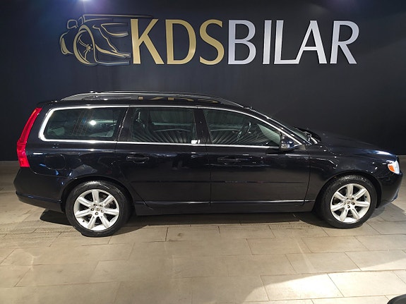 Volvo V70 4 of 11