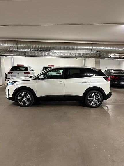 Peugeot 3008 4 of 12