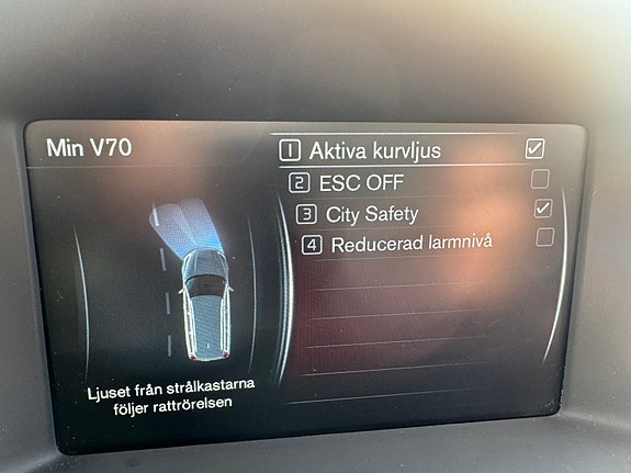 Volvo V70 7 of 10
