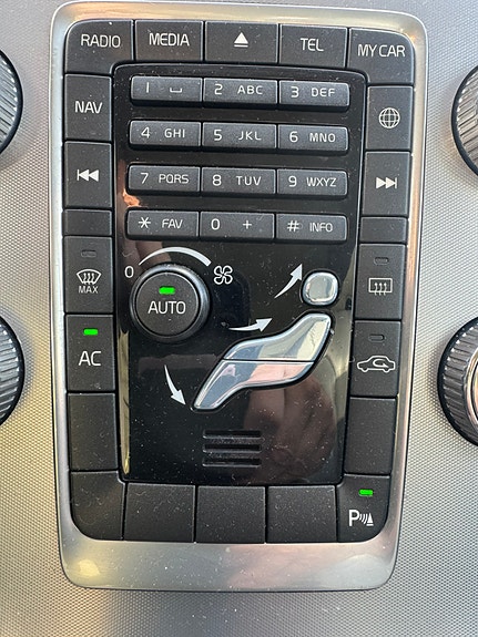 Volvo V70 4 of 10