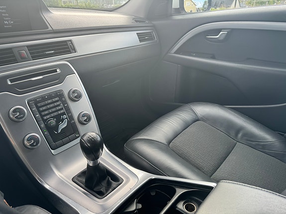 Volvo V70 9 of 10