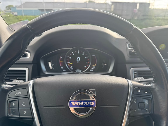 Volvo V70 6 of 10