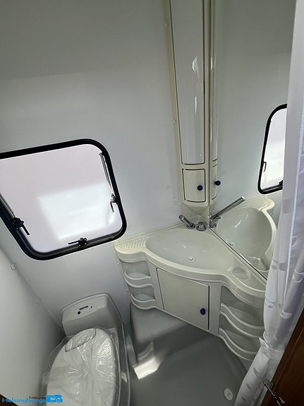 Adria ALTEA 472 LU * Långbäddar * Påsmarkis * 14 of 15