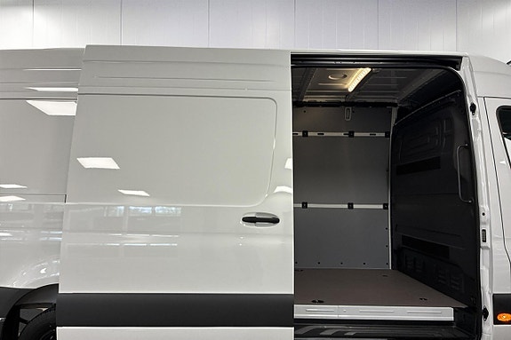 Mercedes-Benz Sprinter 317 9 of 16