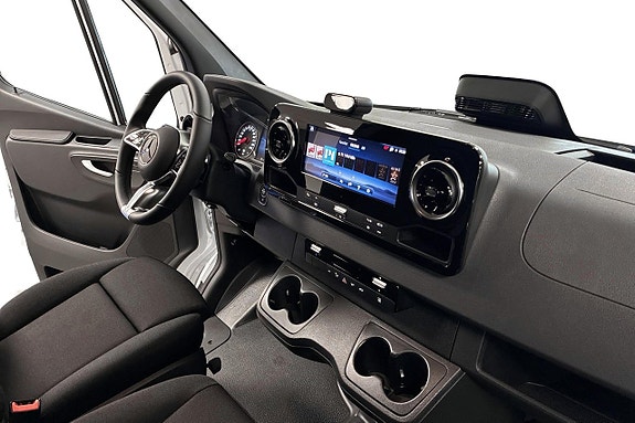 Mercedes-Benz Sprinter 317 10 of 16