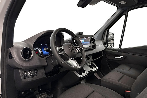 Mercedes-Benz Sprinter 317 6 of 16