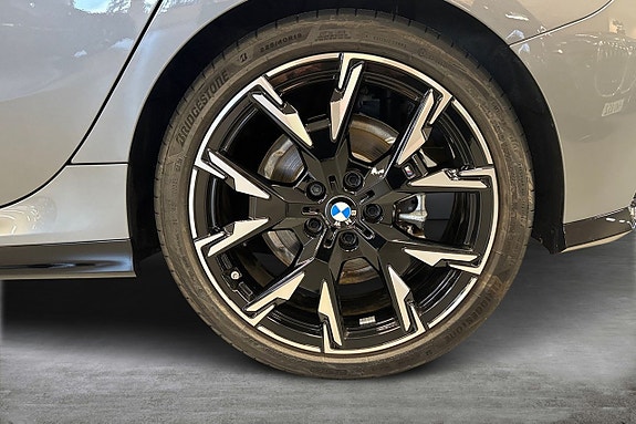 BMW 120 14 of 18