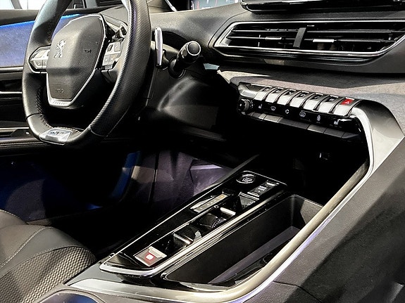 Peugeot 5008 13 of 18