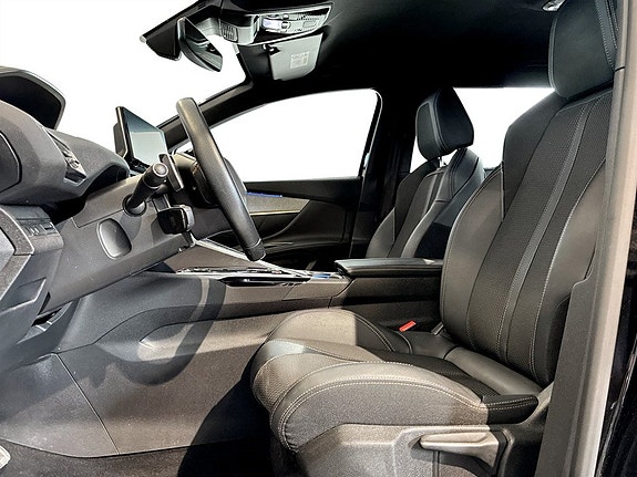 Peugeot 5008 4 of 18