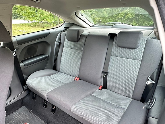Ford Focus 10 of 13